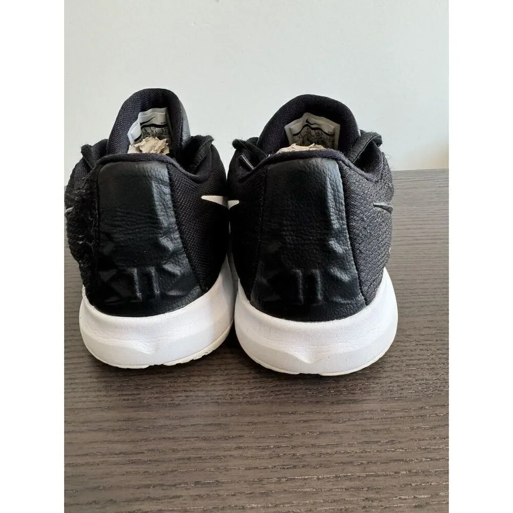 Nike Boys Kyrie Irving Flytrap Black White Size 6Y Basketball Shoes‎ Sneakers